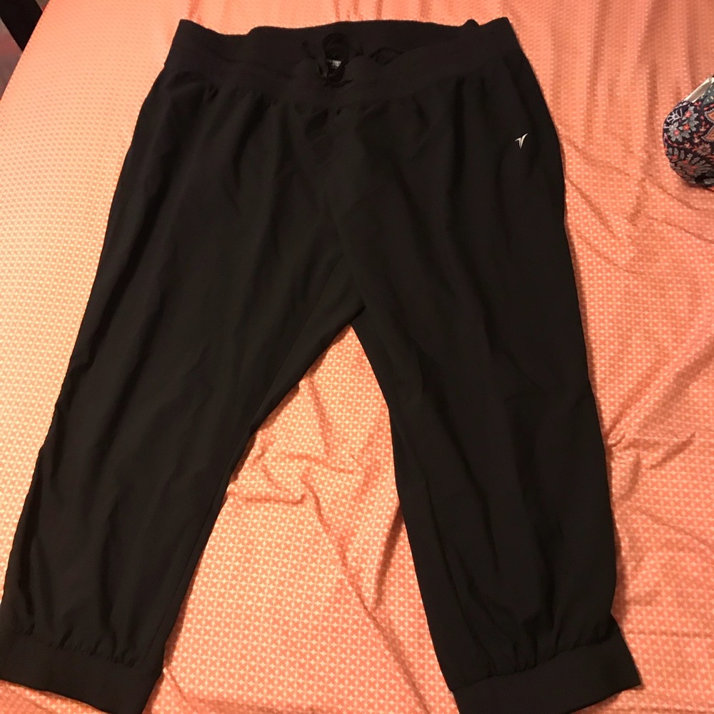 Old navy active bottoms